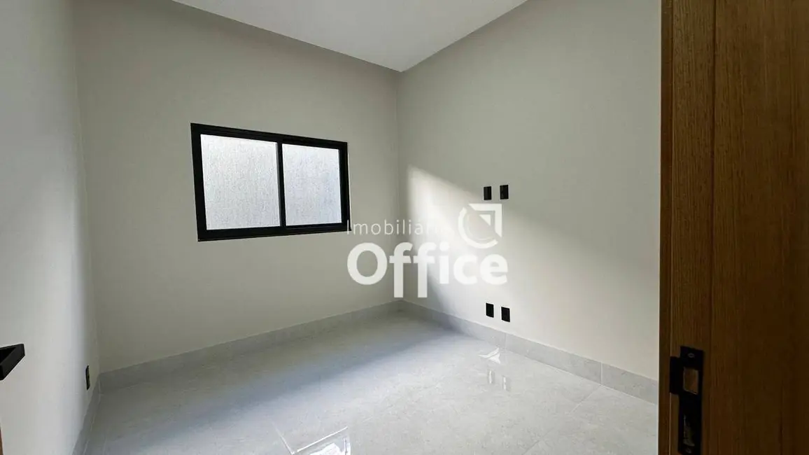 Foto 5 de Casa com 3 quartos à venda, 180m2 em Setor Sul Jamil Miguel, Anapolis - GO