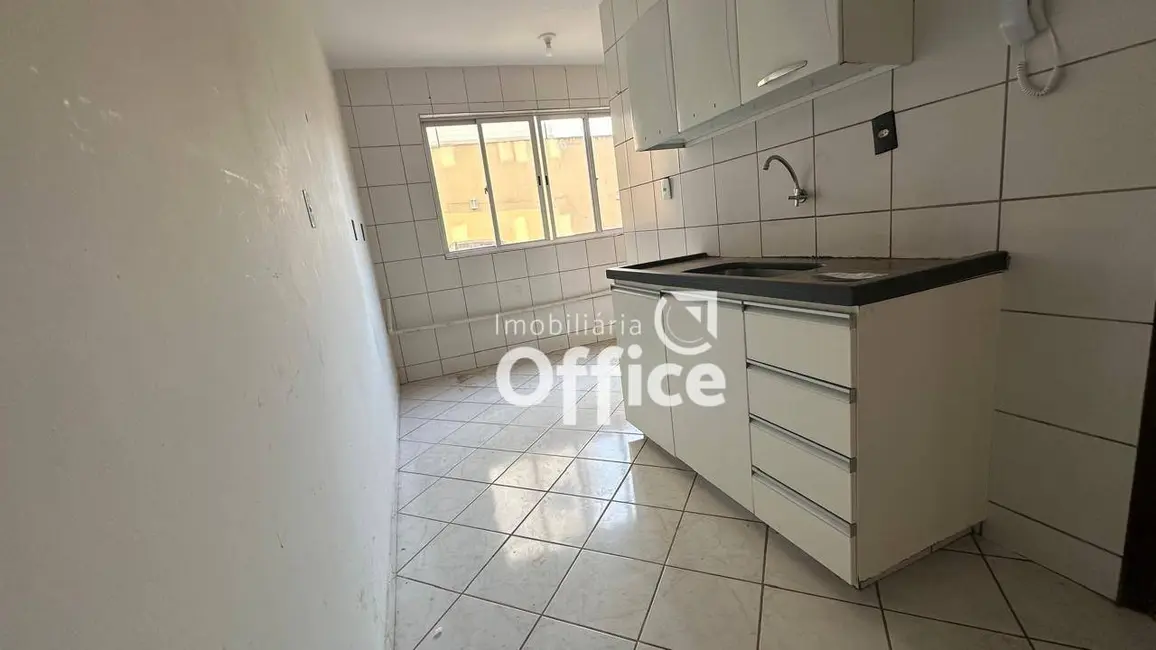 Foto 2 de Apartamento com 2 quartos à venda, 67m2 em Maracanã, Anapolis - GO