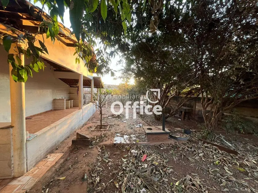 Foto 7 de Casa com 2 quartos à venda, 250m2 em Vila Góis, Anapolis - GO