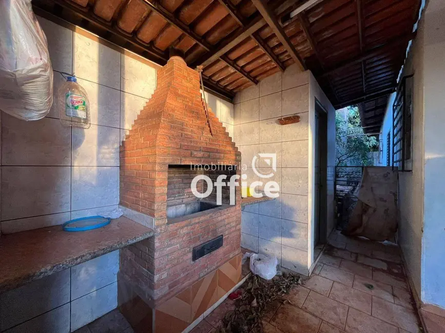 Foto 6 de Casa com 2 quartos à venda, 250m2 em Vila Góis, Anapolis - GO