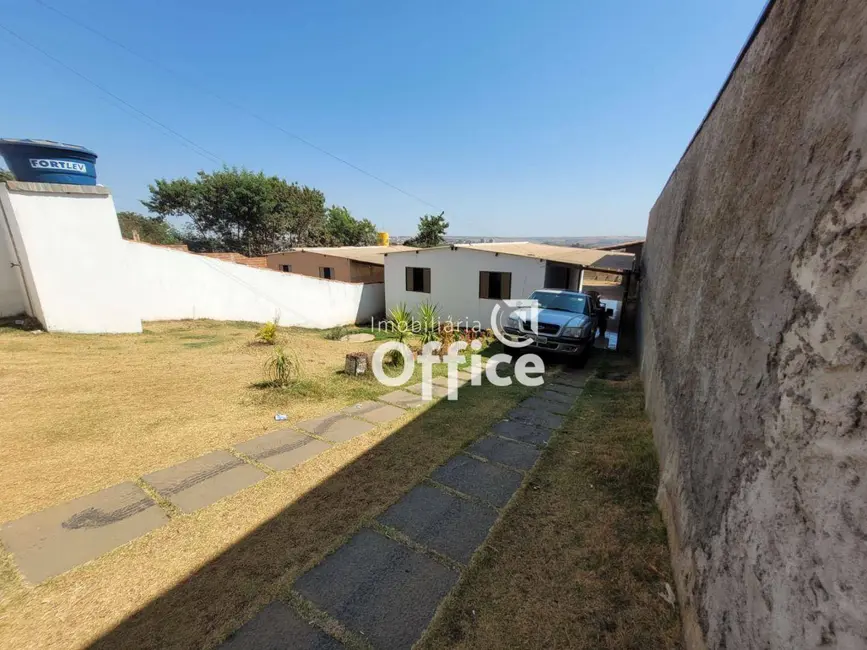 Foto 4 de Casa com 2 quartos à venda, 523m2 em Parque São Conrado, Anapolis - GO