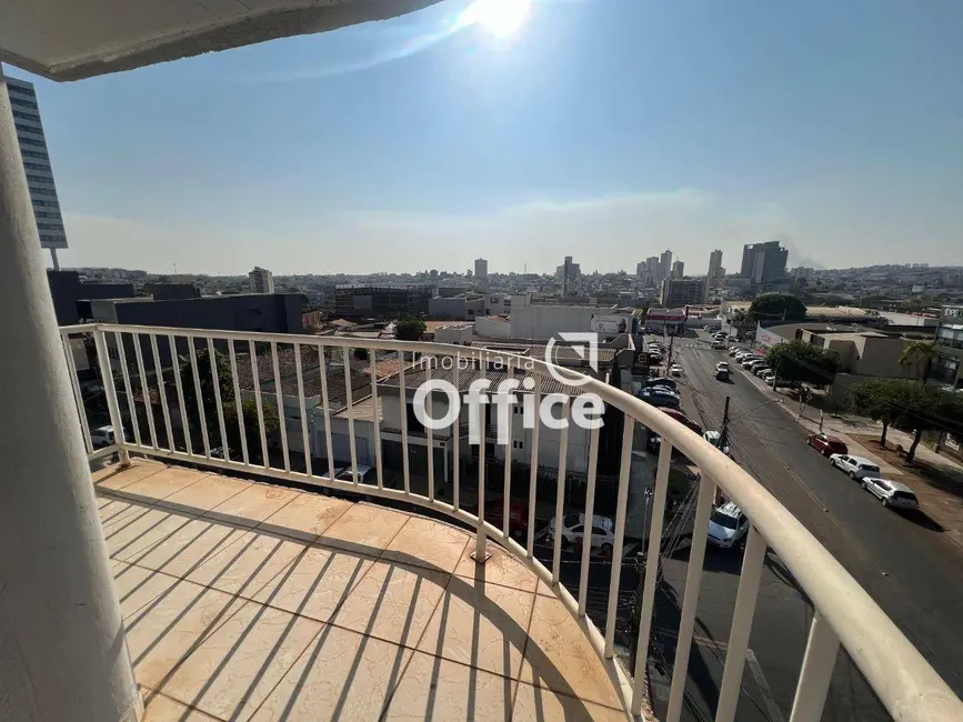 Foto 5 de Sala Comercial para alugar, 75m2 em Jundiaí, Anapolis - GO