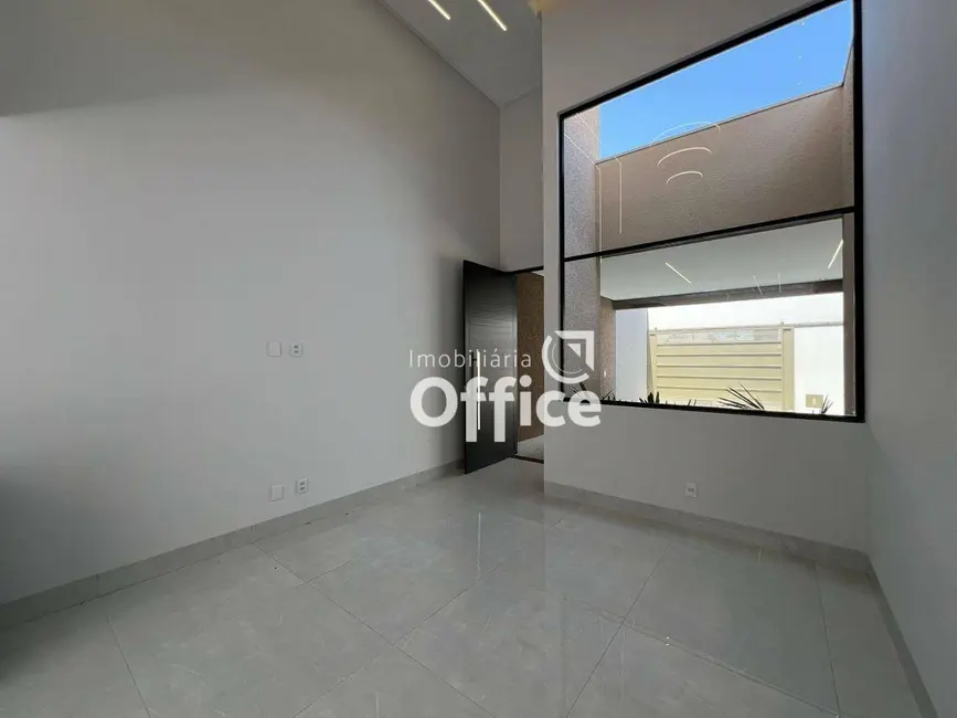 Casa com 3 quartos à venda, 200m2 em Residencial Veneza, Anapolis - GO - imagem 4 Foto 4 de Casa com 3 quartos à venda, 200m2 em Residencial Veneza, Anapolis - GO