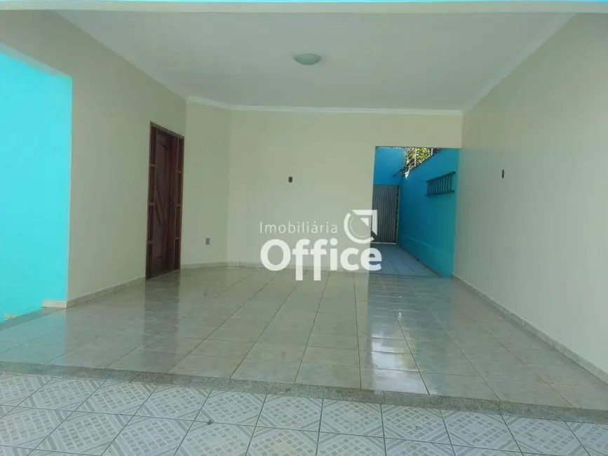 Foto 2 de Casa com 3 quartos à venda, 360m2 em Anápolis City, Anapolis - GO