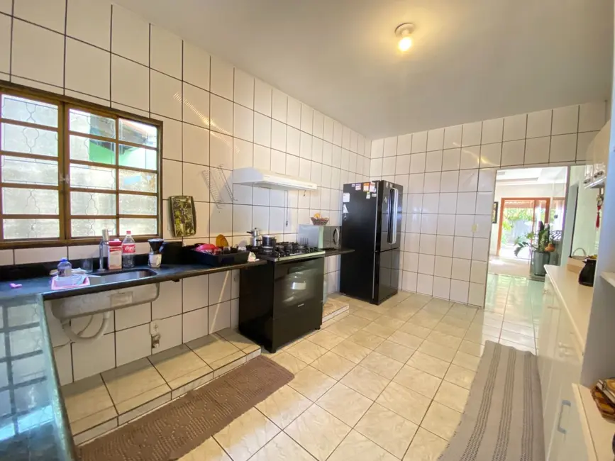 Casa com 3 quartos à venda, 300m2 em Alto da Bela Vista, Anapolis - GO - imagem 4 Foto 4 de Casa com 3 quartos à venda, 300m2 em Alto da Bela Vista, Anapolis - GO