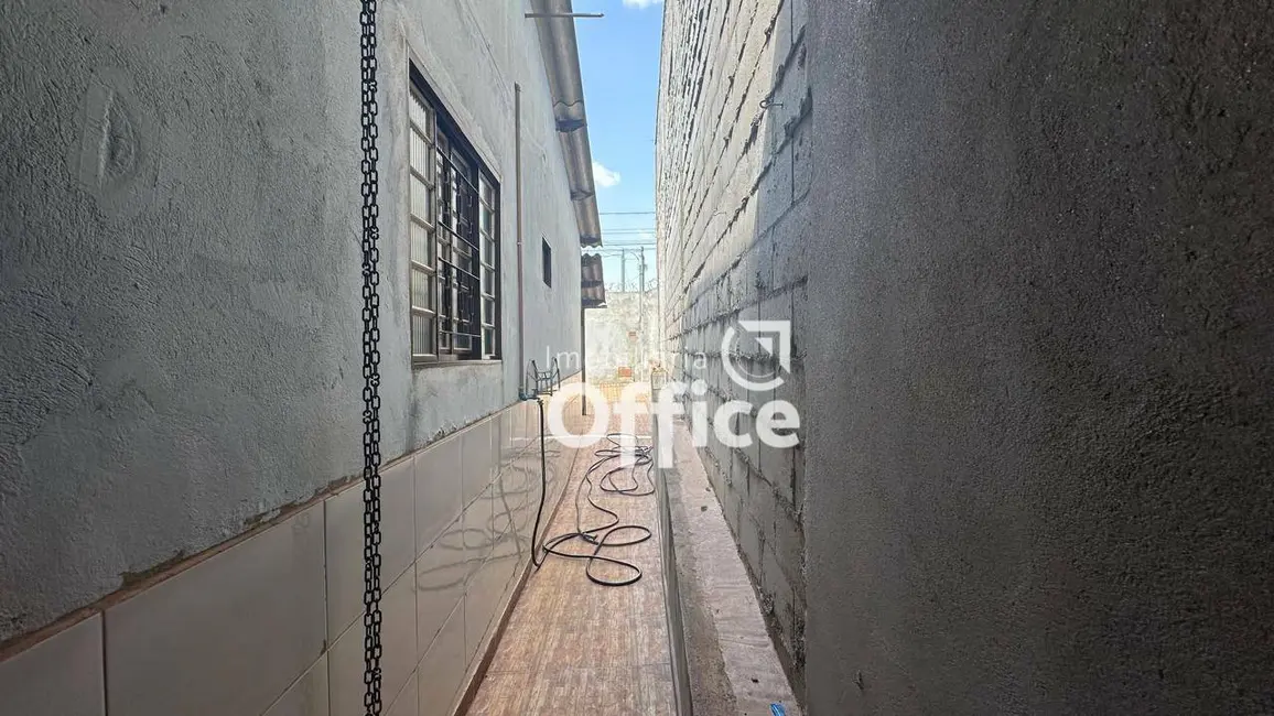 Casa com 2 quartos à venda, 260m2 em Anapolis - GO - imagem 9 Foto 9 de Casa com 2 quartos à venda, 260m2 em Anapolis - GO