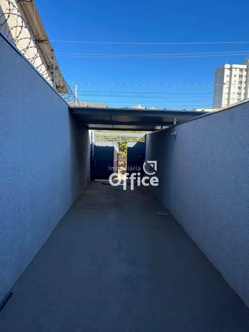 Foto 2 de Casa com 3 quartos à venda, 100m2 em Anapolis - GO