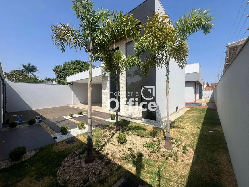 Foto 1 de Casa com 3 quartos à venda, 420m2 em Anápolis City, Anapolis - GO