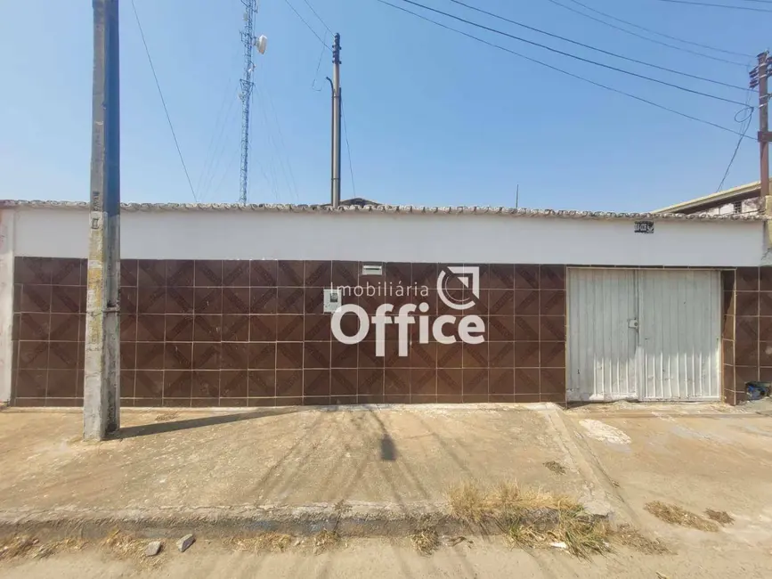 Foto 2 de Casa com 2 quartos à venda, 210m2 em Alto da Bela Vista, Anapolis - GO