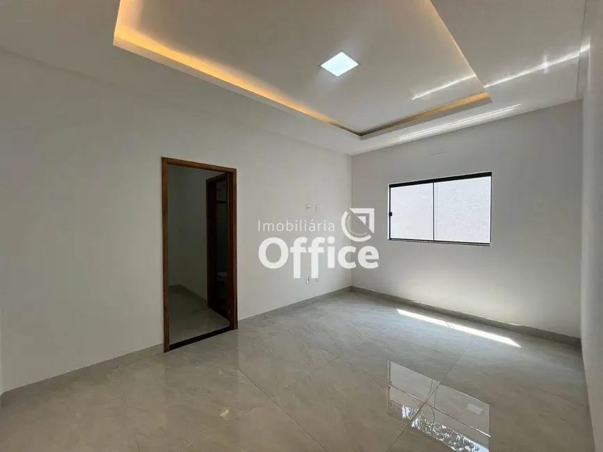 Casa com 3 quartos à venda, 323m2 em São Carlos, Anapolis - GO - imagem 9 Foto 9 de Casa com 3 quartos à venda, 323m2 em São Carlos, Anapolis - GO