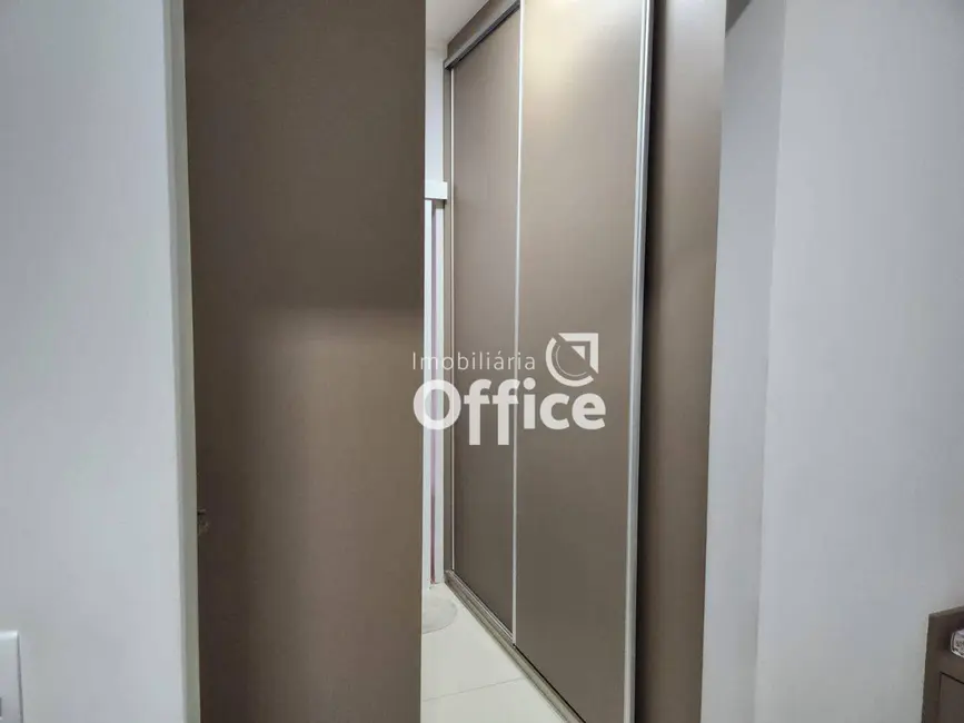 Foto 9 de Casa com 3 quartos à venda, 300m2 em Residencial Morumbi, Anapolis - GO