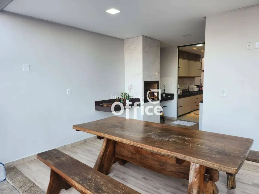 Foto 7 de Casa com 3 quartos à venda, 300m2 em Residencial Morumbi, Anapolis - GO