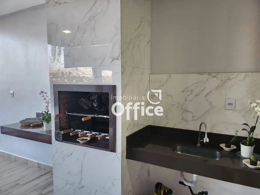 Foto 5 de Casa com 3 quartos à venda, 300m2 em Residencial Morumbi, Anapolis - GO