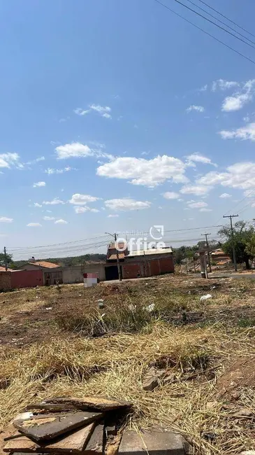 Foto 1 de Terreno / Lote à venda, 200m2 em Residencial do Trabalhador, Anapolis - GO