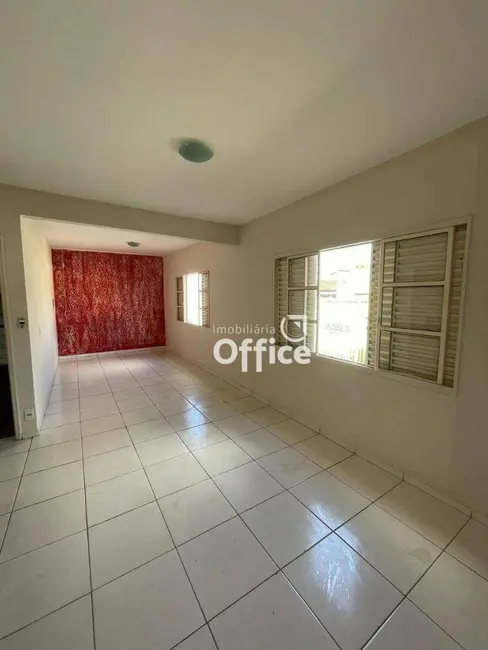 Casa com 3 quartos à venda, 426m2 em Setor Central, Anapolis - GO - imagem 9 Foto 9 de Casa com 3 quartos à venda, 426m2 em Setor Central, Anapolis - GO