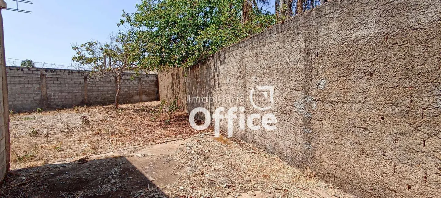 Sala Comercial à venda, 296m2 em Santo Antônio, Anapolis - GO - imagem 5 Foto 5 de Sala Comercial à venda, 296m2 em Santo Antônio, Anapolis - GO