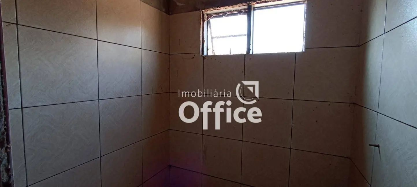 Sala Comercial à venda, 296m2 em Santo Antônio, Anapolis - GO - imagem 6 Foto 6 de Sala Comercial à venda, 296m2 em Santo Antônio, Anapolis - GO