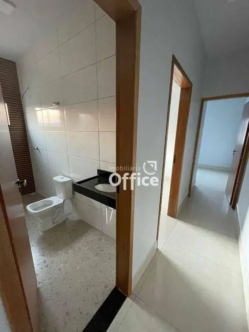 Sobrado com 3 quartos à venda, 164m2 em Residencial Flor do Cerrado, Anapolis - GO - imagem 4 Foto 4 de Sobrado com 3 quartos à venda, 164m2 em Residencial Flor do Cerrado, Anapolis - GO