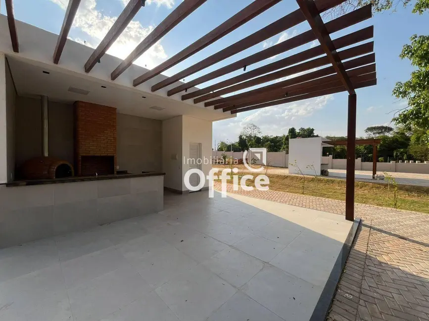 Foto 2 de Terreno / Lote à venda, 324m2 em Anapolis - GO