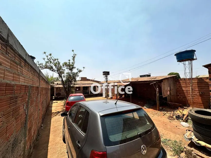 Foto 1 de Terreno / Lote à venda, 315m2 em Recanto do Sol, Anapolis - GO