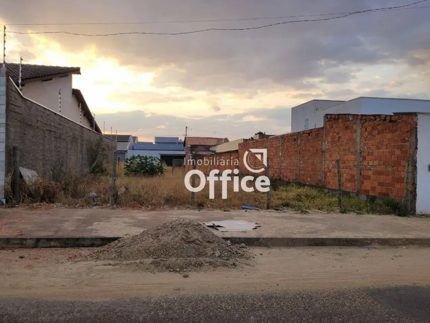 Foto 1 de Terreno / Lote à venda, 200m2 em Anapolis - GO