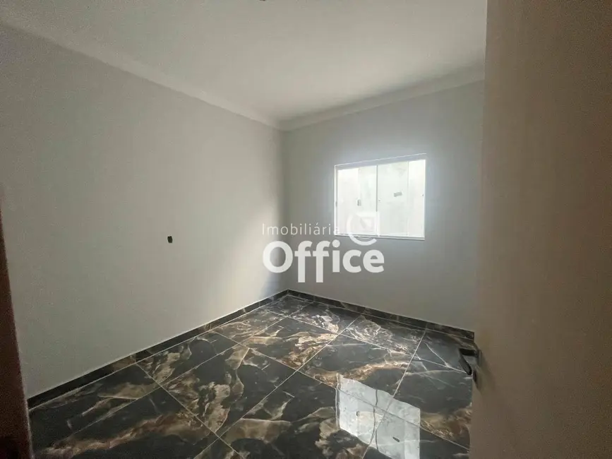 Casa com 3 quartos à venda, 200m2 em Novo Paraíso, Anapolis - GO - imagem 4 Foto 4 de Casa com 3 quartos à venda, 200m2 em Novo Paraíso, Anapolis - GO