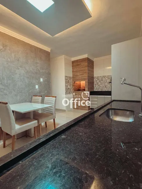 Casa com 3 quartos à venda, 200m2 em Residencial Flor do Cerrado, Anapolis - GO - imagem 4 Foto 4 de Casa com 3 quartos à venda, 200m2 em Residencial Flor do Cerrado, Anapolis - GO