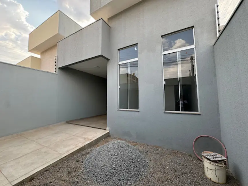 Foto 2 de Casa com 3 quartos à venda, 150m2 em Jardim Diana, Anapolis - GO