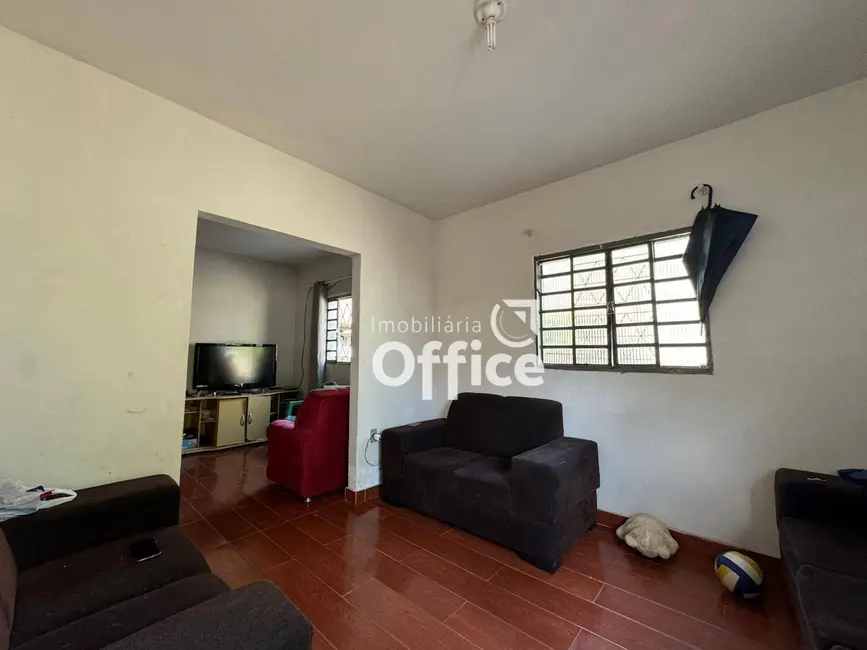 Foto 5 de Casa com 3 quartos à venda, 408m2 em Anapolis - GO