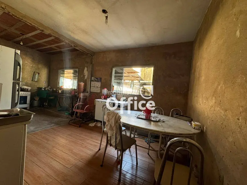 Foto 8 de Casa com 3 quartos à venda, 408m2 em Anapolis - GO