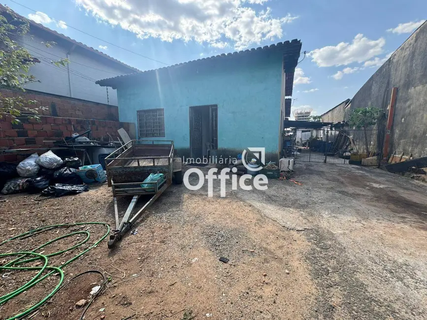 Foto 2 de Casa com 3 quartos à venda, 408m2 em Anapolis - GO