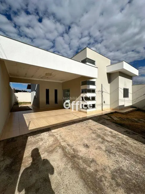 Foto 1 de Casa com 2 quartos à venda, 300m2 em Residencial Rio Jordão, Anapolis - GO