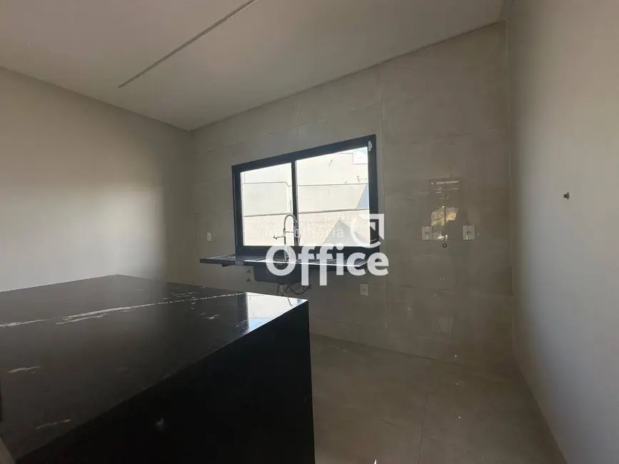 Casa com 3 quartos à venda, 486m2 em Anapolis - GO - imagem 6 Foto 6 de Casa com 3 quartos à venda, 486m2 em Anapolis - GO