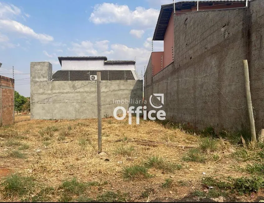 Foto 1 de Terreno / Lote à venda, 200m2 em Loteamento Residencial Verona, Anapolis - GO