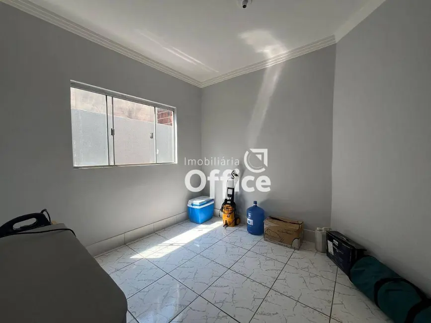 Casa com 3 quartos à venda, 200m2 em Residencial Ayrton Senna, Anapolis - GO - imagem 8 Foto 8 de Casa com 3 quartos à venda, 200m2 em Residencial Ayrton Senna, Anapolis - GO