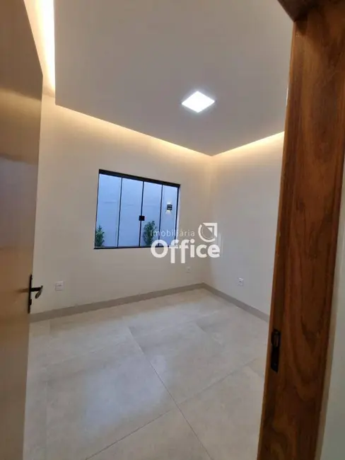 Foto 2 de Casa com 3 quartos à venda, 200m2 em Loteamento Residencial Verona, Anapolis - GO