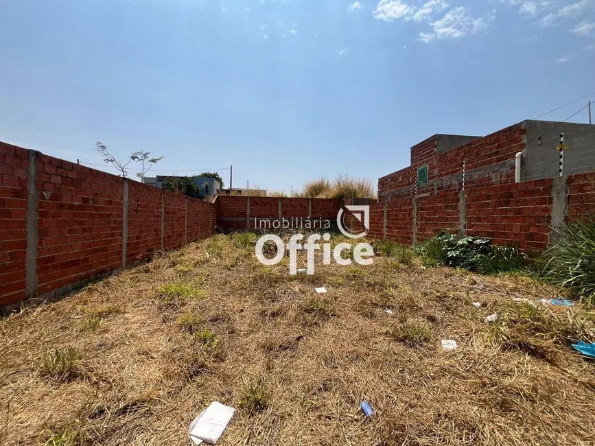 Foto 1 de Terreno / Lote à venda, 200m2 em Jardim Itália, Anapolis - GO