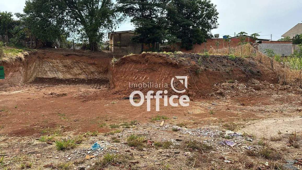 Foto 2 de Terreno / Lote à venda, 395m2 em Residencial Florença, Anapolis - GO