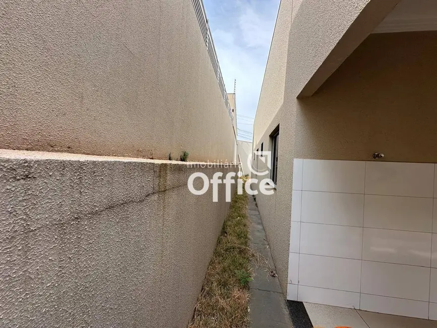 Foto 8 de Casa com 3 quartos à venda, 174m2 em Residencial Florença, Anapolis - GO