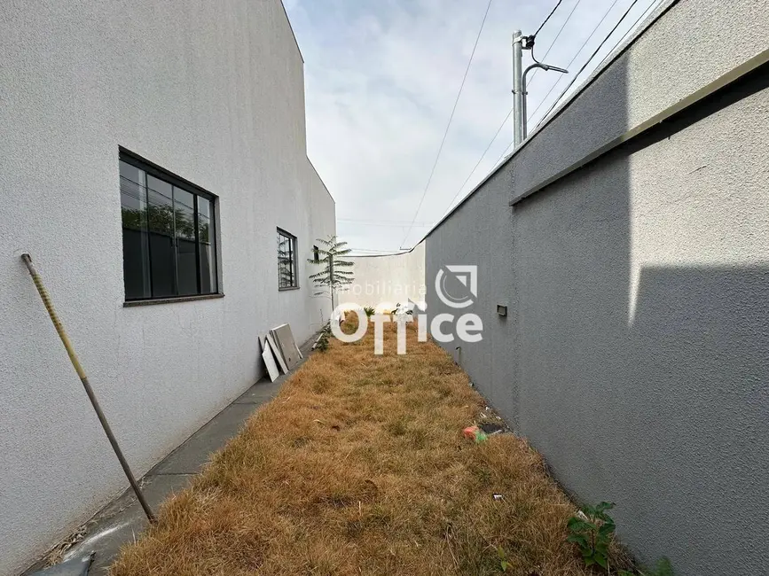 Foto 2 de Casa com 3 quartos à venda, 202m2 em Residencial Florença, Anapolis - GO