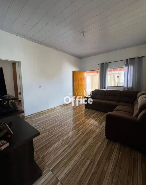 Foto 5 de Casa com 2 quartos à venda, 300m2 em Vila Jaiara, Anapolis - GO