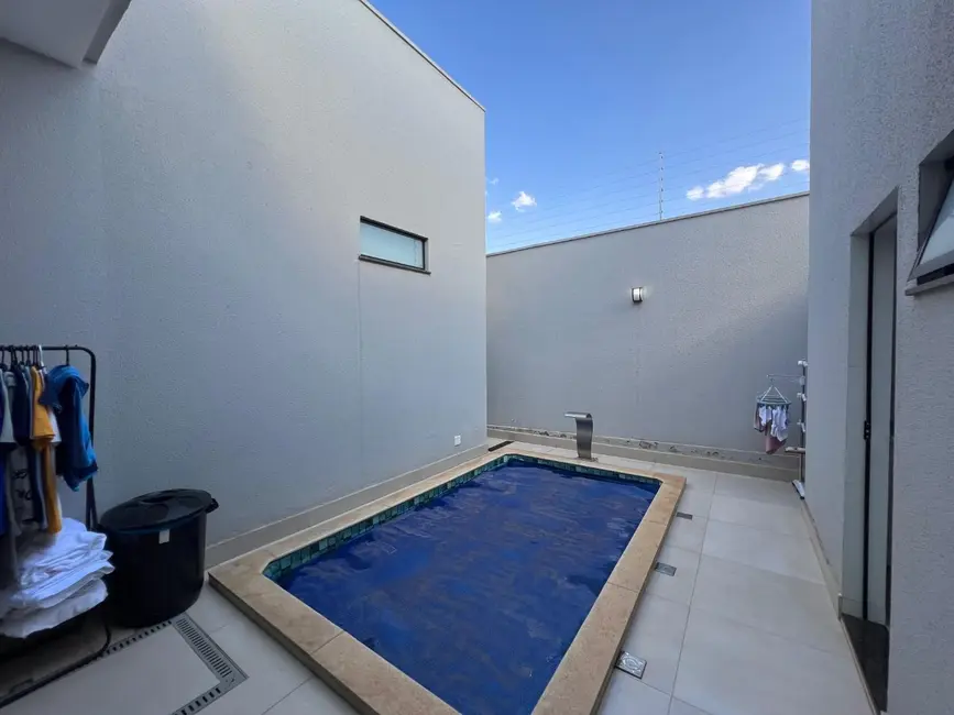 Foto 4 de Casa com 3 quartos à venda, 360m2 em Parque Brasília 2ª Etapa, Anapolis - GO