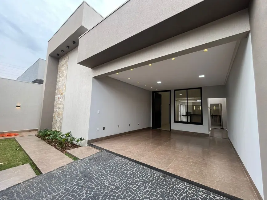 Foto 1 de Casa com 3 quartos à venda, 200m2 em Residencial Ayrton Senna, Anapolis - GO