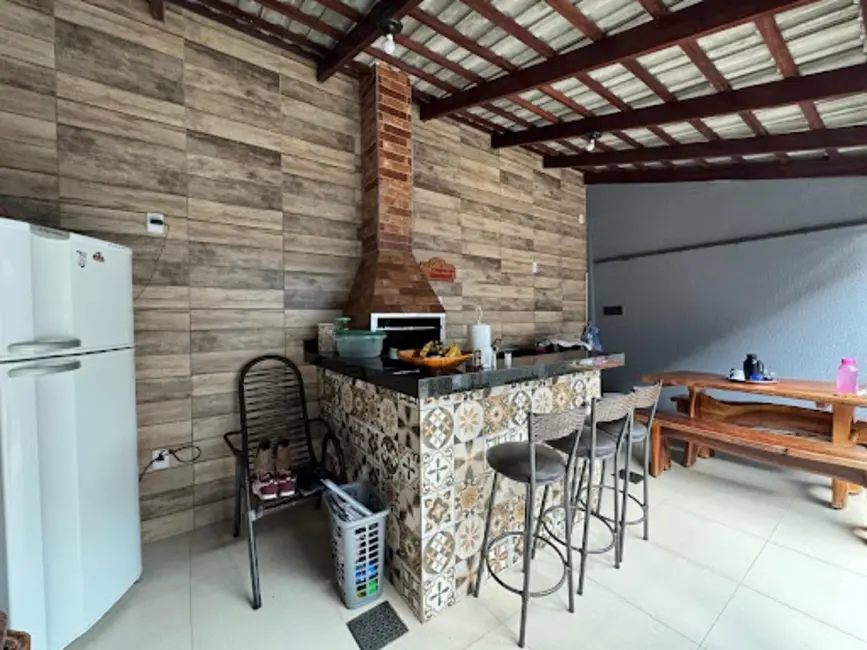 Foto 1 de Casa com 3 quartos à venda, 180m2 em Parque dos Pirineus, Anapolis - GO