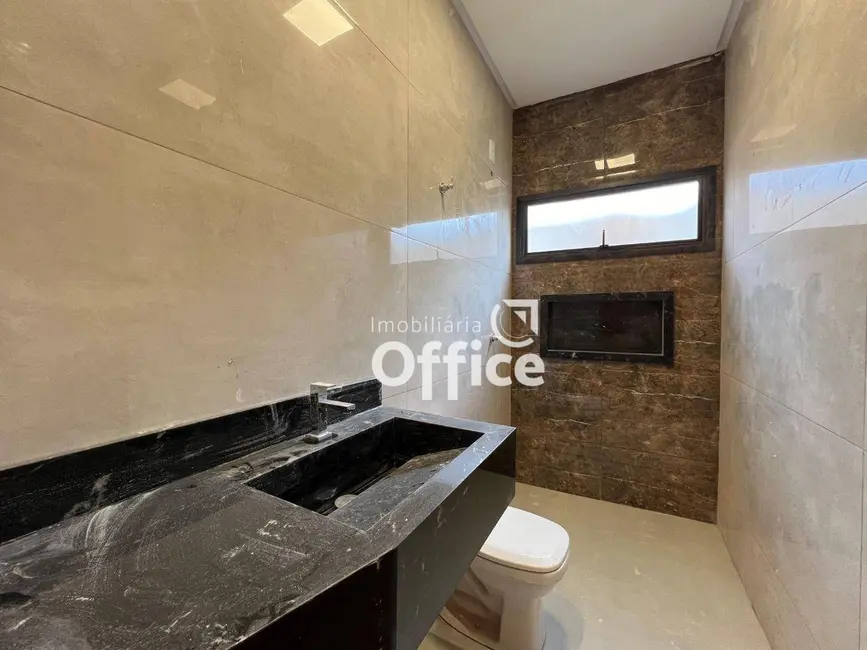 Foto 9 de Casa com 3 quartos à venda, 200m2 em Anapolis - GO