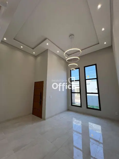 Foto 3 de Casa com 3 quartos à venda, 200m2 em Anapolis - GO