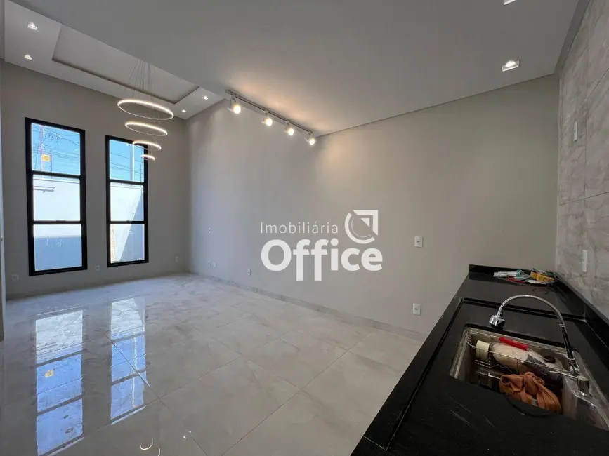 Foto 5 de Casa com 3 quartos à venda, 200m2 em Anapolis - GO