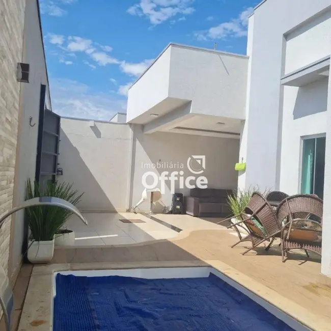 Foto 3 de Casa com 3 quartos à venda, 180m2 em Itamaraty, Anapolis - GO