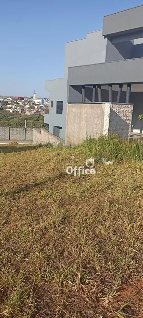 Foto 4 de Terreno / Lote à venda, 420m2 em Anapolis - GO