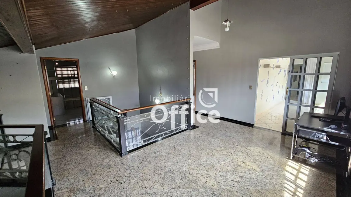 Foto 3 de Casa com 4 quartos à venda, 444m2 em Jardim Bandeirante, Anapolis - GO